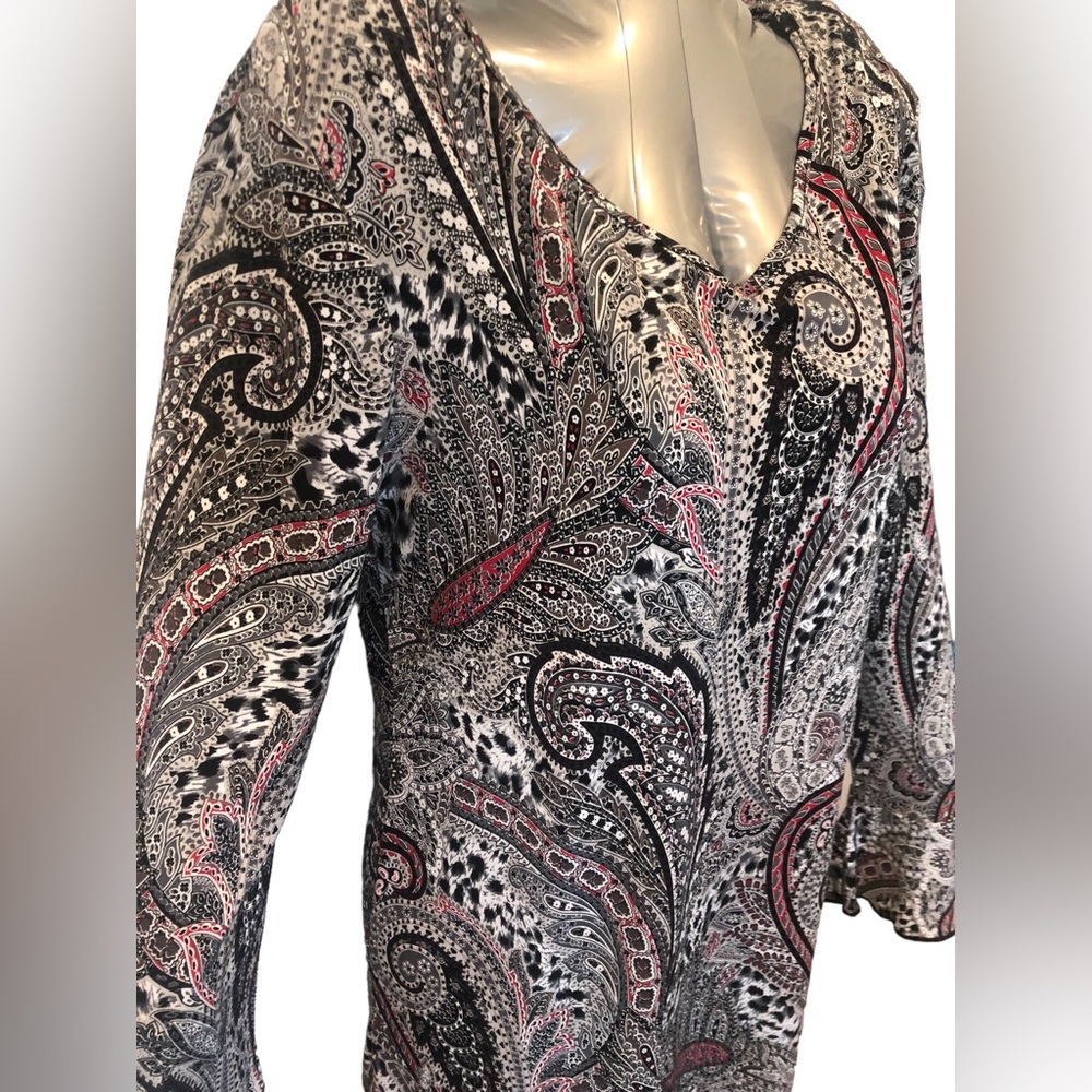Db established Women’s medium paisley black long sleeve top stretch - Picture 4 of 10